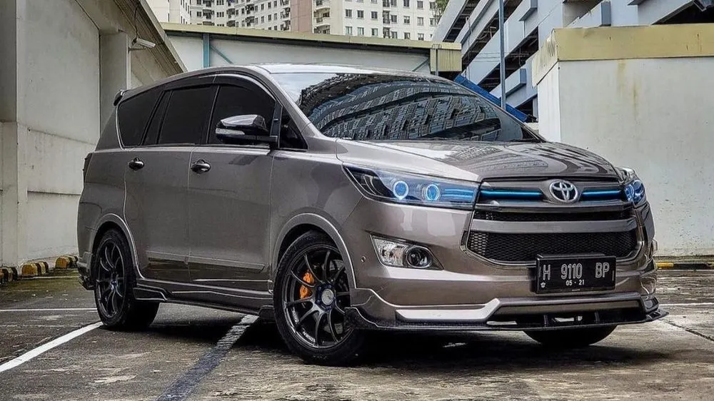 Innova Reborn
